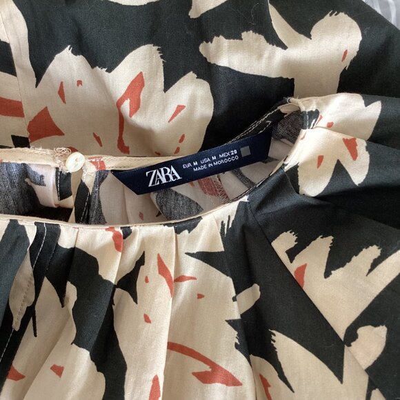 Zara Olive and Yellow Floral Crop Top with Puffed Sleeves - Picture 5 of 6